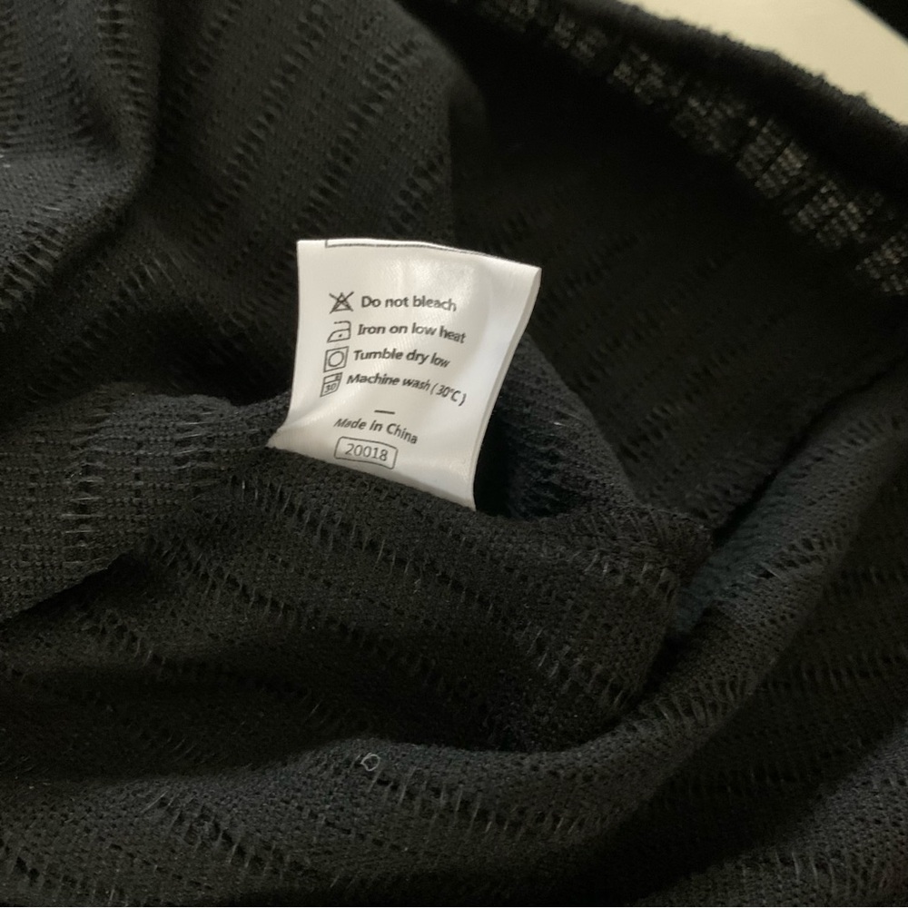 Amazon Basic Black Dress - Picture 6 of 7